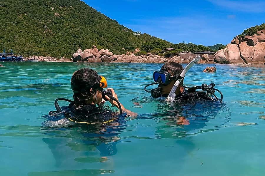 1-Day Discover Scuba Diving for Beginners in Koh Tao - 10:30 AM classroom time before the boat