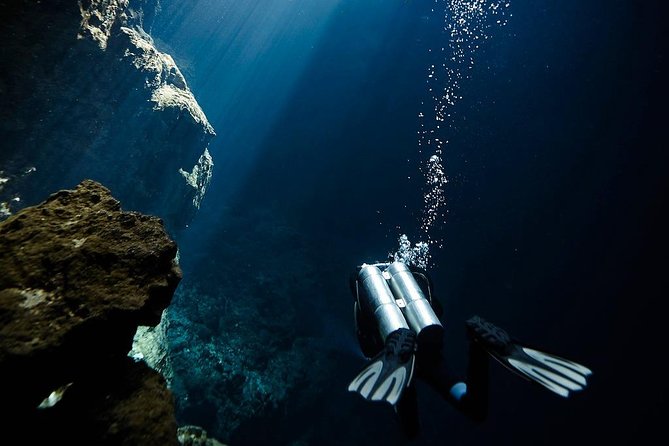 2 cenote divings (including one deep diving) for advanced divers in Tulum - Dos Ojos and Its Limestone Chambers