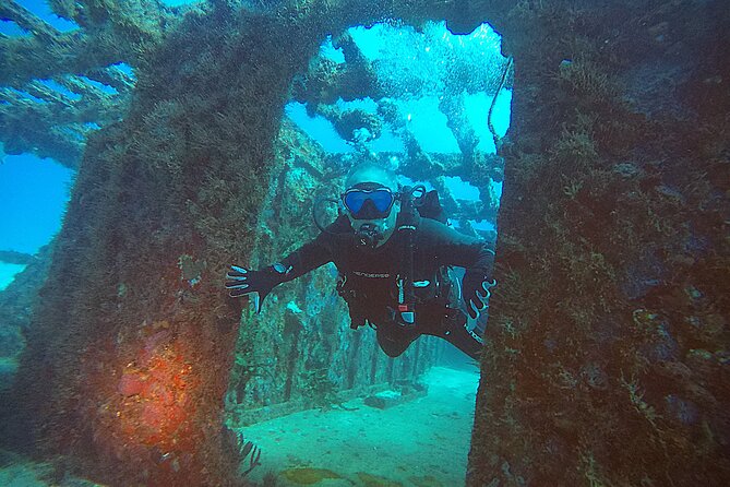 2 Tanks Scuba Diving Wreck and Reef in Cancun for Certified Divers - Two underwater settings in one Cancun afternoon