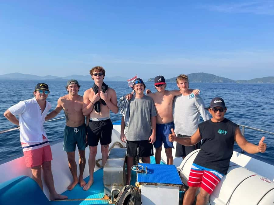 3 Fun Dives for Certified diver at Racha Yai/Noi - Should you book the Racha Yai and Noi trip?