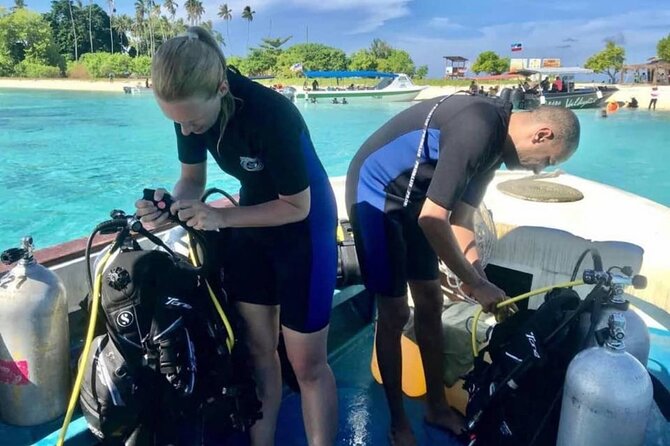 3 Semporna Islands Tour with Snorkel or Diving Experience - Snorkeling or DSD: choosing the right version