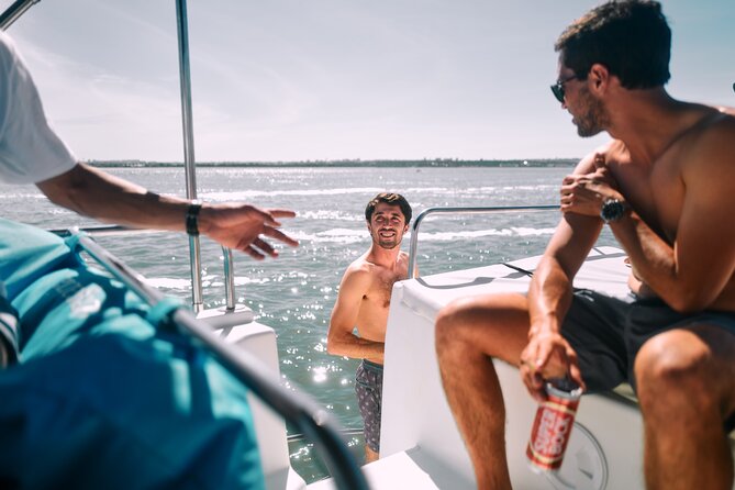 4 Hours Private Tour with Dives in Catamaran in Lisbon - Food, drinks, and what to bring