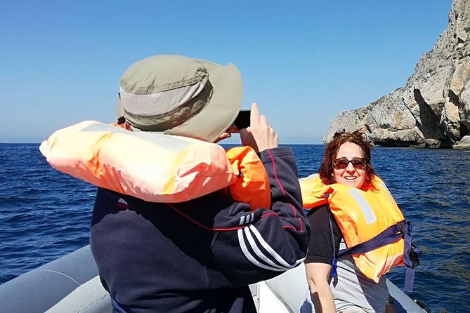A day at the beach and diving - Certified participants can head to a nearby site