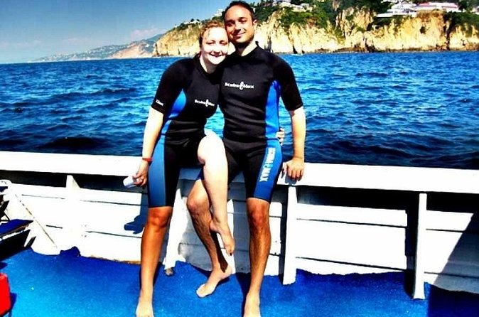 Acapulco Beginners Scuba Diving - Equipment, snacks, and transportation included