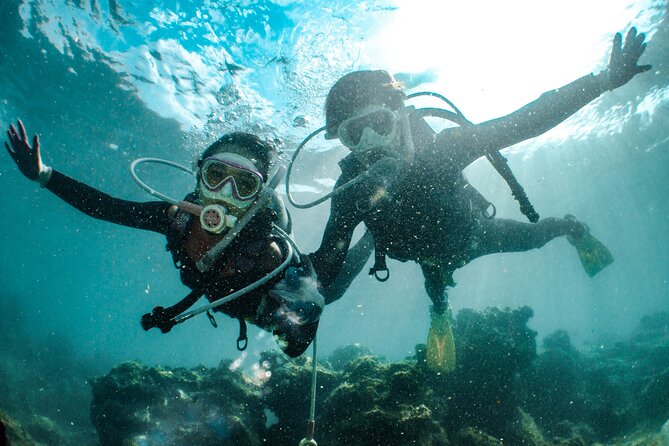 Alanya Scuba Diving for Beginners - Lunch onboard: schnitzel, pasta, and salad