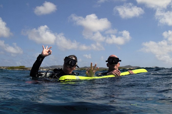 Aruba 2-Tank guided Dive for certified divers / own equipment - Small groups and direct instructor attention
