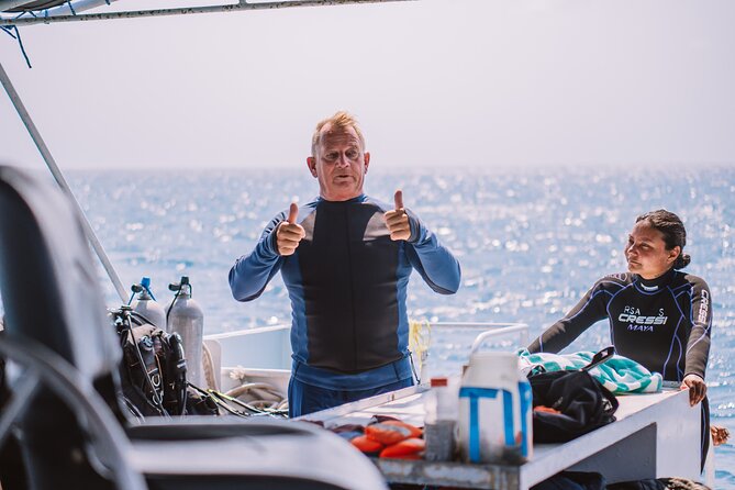 Aruba Guided Night Dive Adventure: Shallow Reefs or Shipwrecks - What makes an Aruba night session special