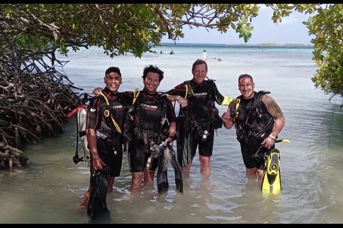 Aruba PADI Scuba Diving Program Non Certified Divers - How the instructors handle nerves and small problems