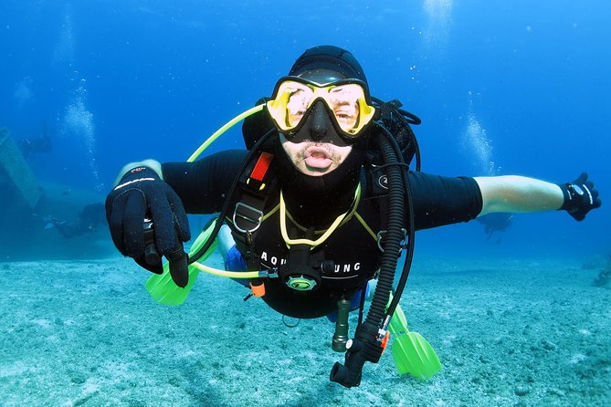 Athens Scuba Diving Experience for Certified Divers with Pickup - Getting ready with the Extreme Divers team