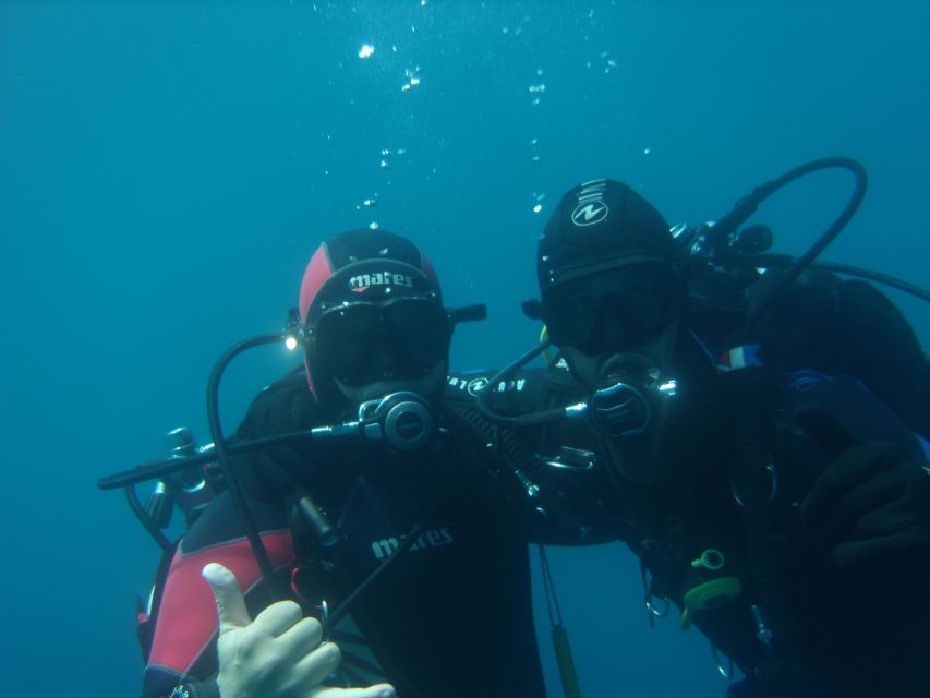 Baptism of the Sea Scuba Experience in Polignano a Mare - Meeting the instructor at Cala Paura