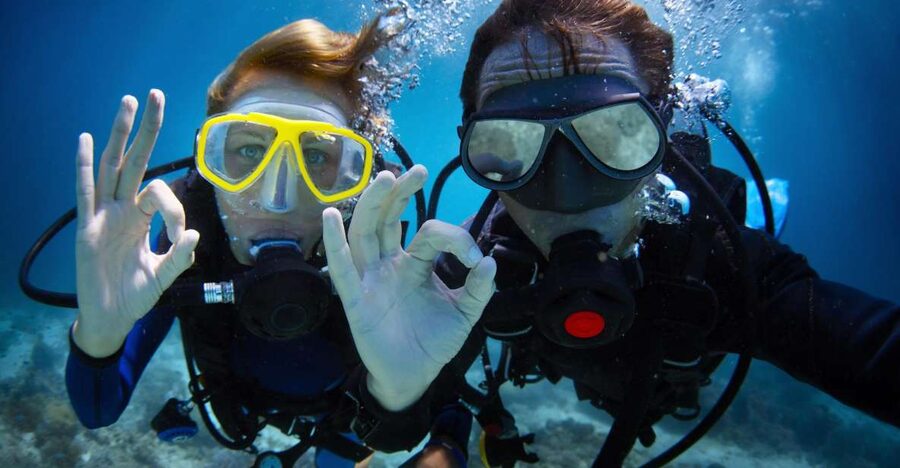 Baptism of the Sea Scuba Experience in Polignano a Mare - The first underwater breathing lesson