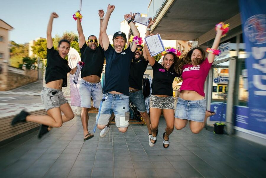Barcelona: PADI Discover Scuba Diving - Should you book the Barcelona PADI Discover Scuba experience?