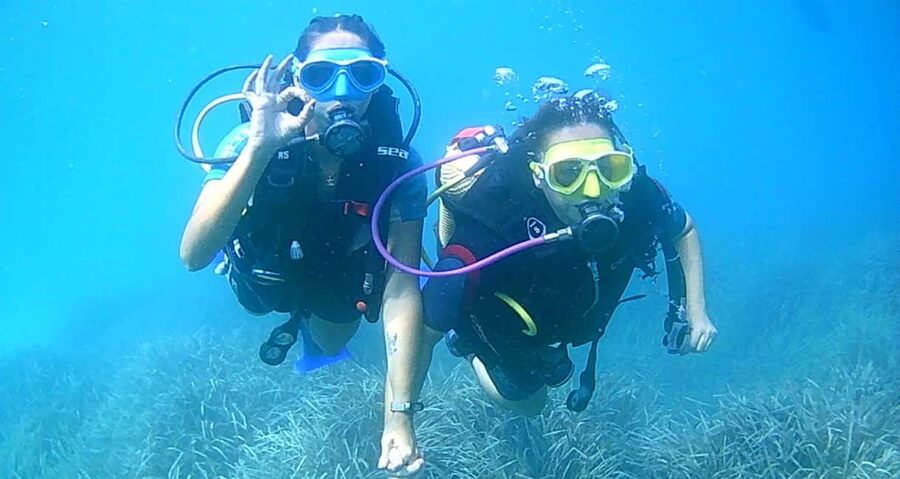 Brindisi: Underwater scuba diving - Choosing between a first session and a certified outing