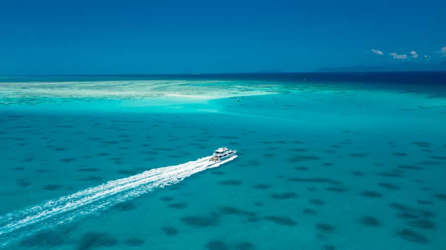 Cairns: Outer and Coral Cay Snorkel and Dive Cruise - Lunch that earns its place on a reef boat