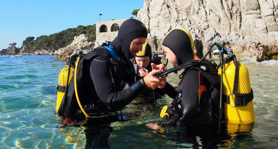 Calella de Palafrugell : Discover Scuba Diving Experience - Key points to know before booking