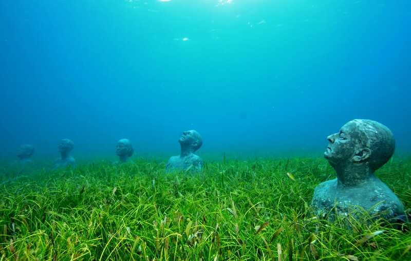 Cancún: Underwater Museum & Reef for Certified Scuba Divers - Certification, health, and age rules