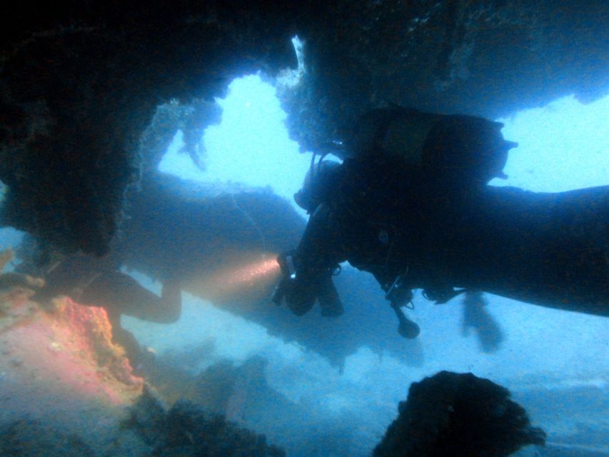 Catania : Diving for patented divers - Who should book this Catania scuba outing?