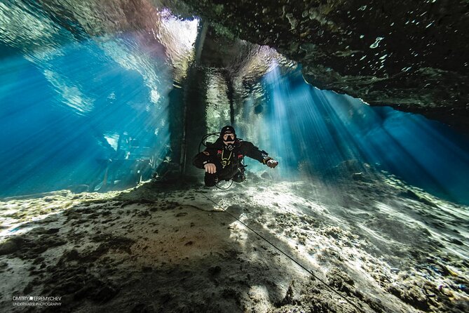 Cenote diving Dream Gate - The formations are the real attraction