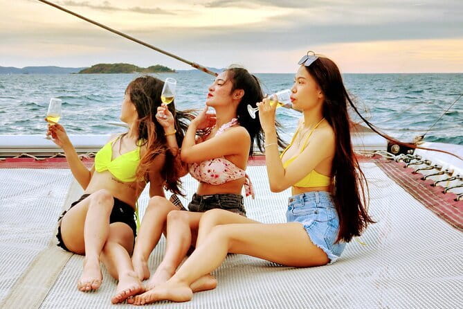 Certified and Beginner Scuba Diving from Pattaya - Getting Comfortable on Your First Underwater Excursion