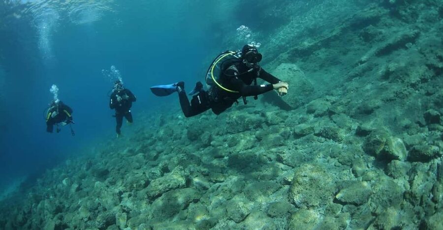 Chania :Scuba Diving for Beginners-Boat Dive - Kalyves is the preparation point