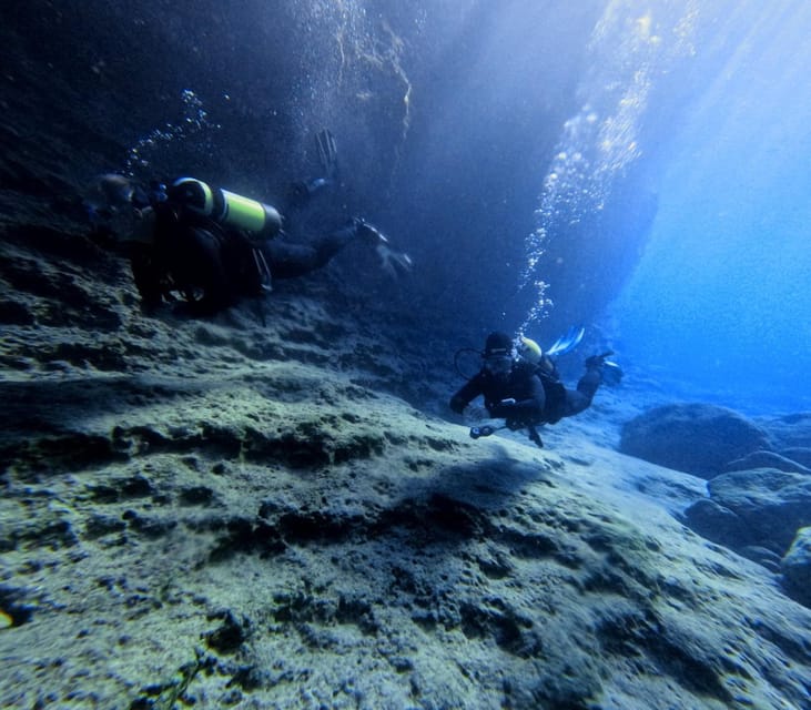 Chania Scuba Diving: Shore Dives for Certified Divers - Why the small group size matters underwater