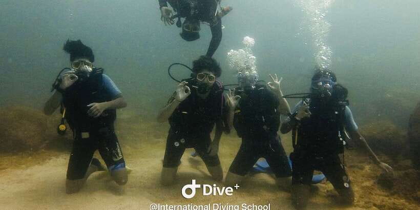 Discover Scuba Diving : Hikkaduwa : Scuba Diving - What the $91 price really buys you