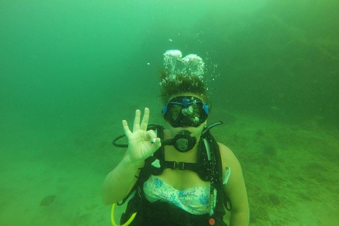 Discover Scuba Diving in Fujirah Dibba - The boat ride to the 100-meter Dibba Rock