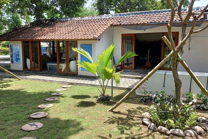 Discover Scuba Diving in Pemuteran at the Biorock site,1 shore dive all included - What the $75 price covers