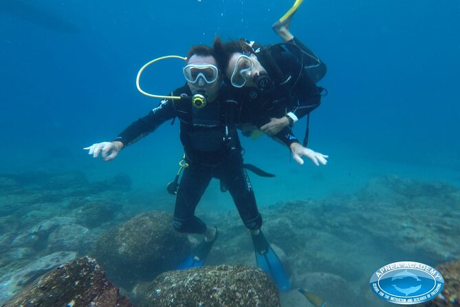 Discover Scuba Diving in Tenerife - Getting comfortable in the water