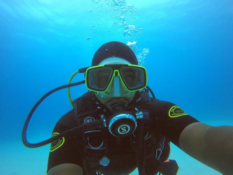 Discover Scuba Diving in the North of Mauritius - Starting at Mont Choisy Public Beach