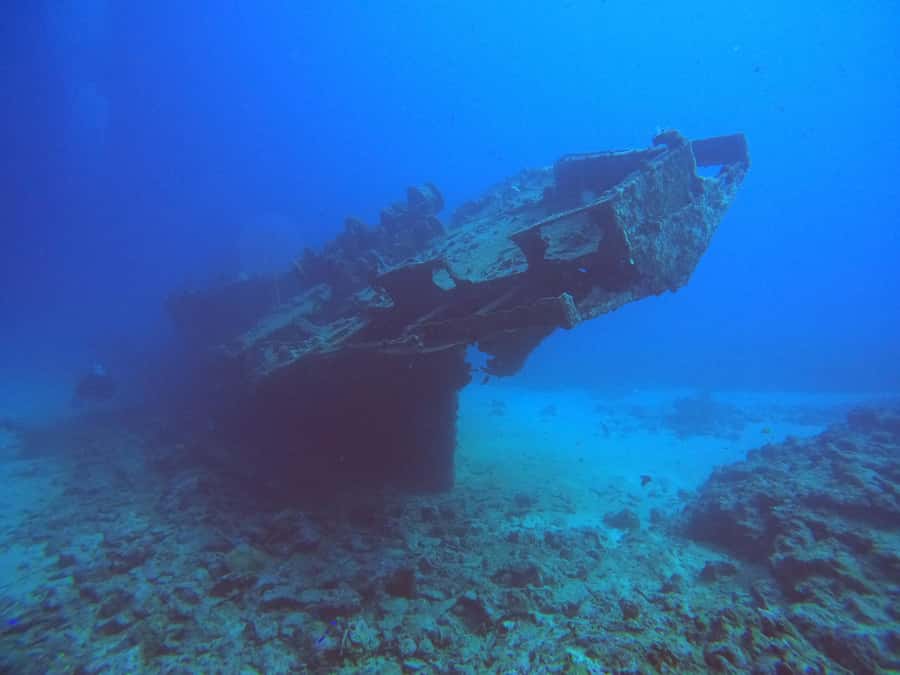 Discover Scuba Diving in the North of Mauritius - The value of the $122 price