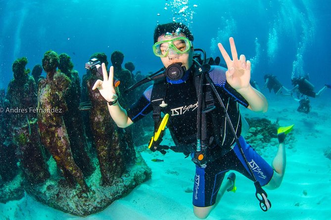 Discover scuba ,MUSA and Manchones reef dive without license - Meeting at 8:00 am in central Isla Mujeres