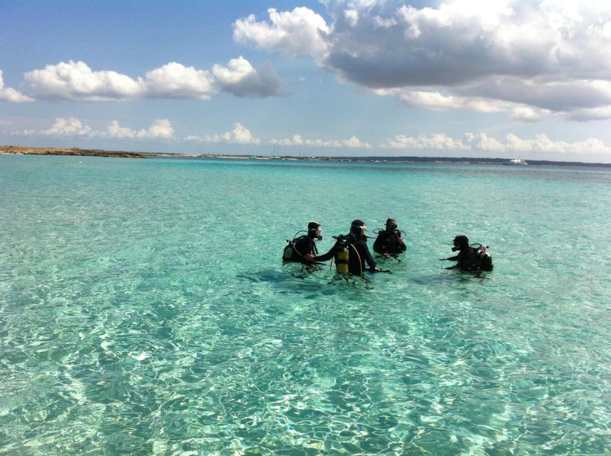 DISCOVER THE UNDERWATER WORLD, Scuba Diving Experience - Who will enjoy this Formentera experience?