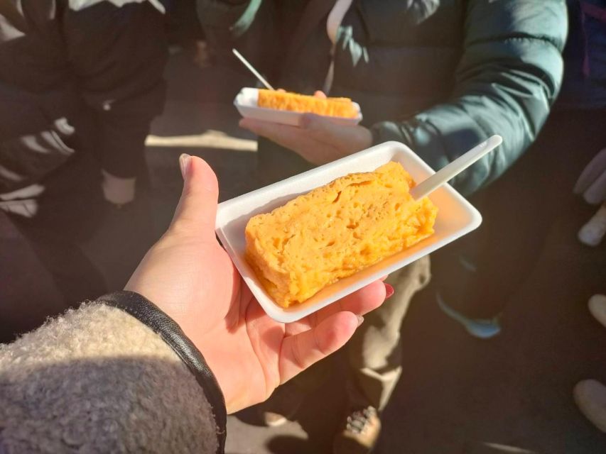 Dive into Tsukiji Fish Market Walking Friendly Food Tour - What the small group changes
