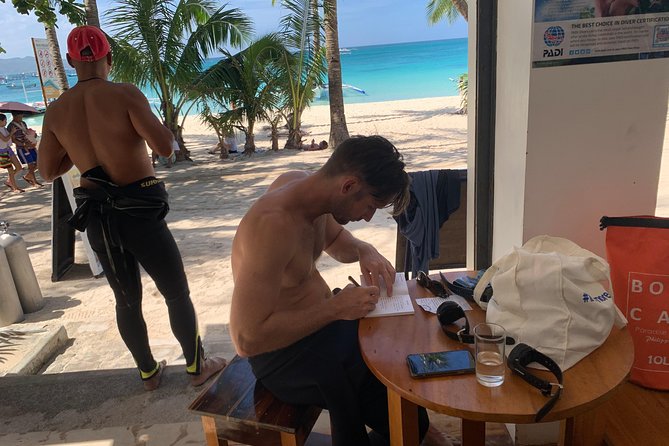 DiveGurus - Open Water Diver Course SSI/PADI - What the $580 price means