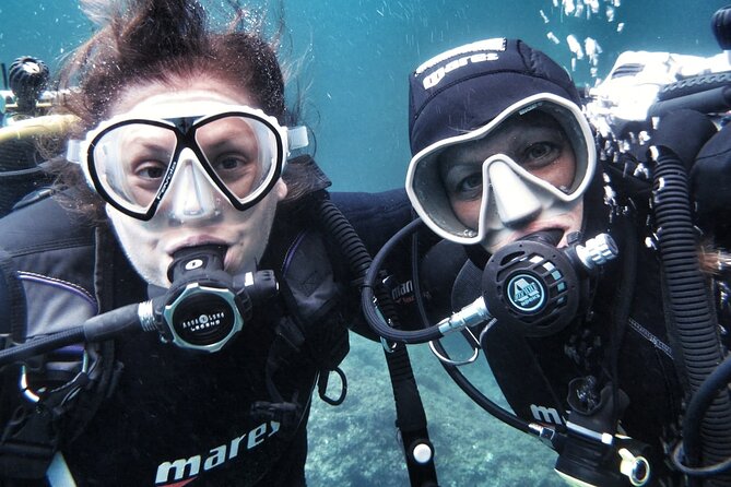 Diving baptism in the Montgrí Natural Park - Why one instructor per person matters