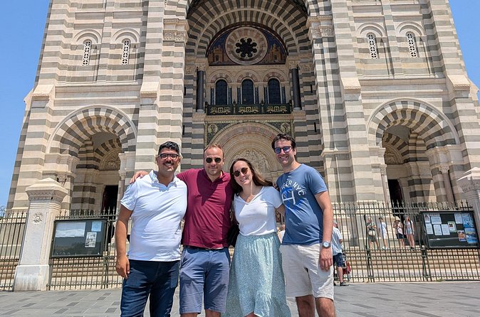 Diving in Authentic Marseille with a local - Centre de la Vieille Charité and social change