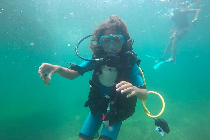 Diving initiation (Initiation) - Equipment preparation before entering the sea