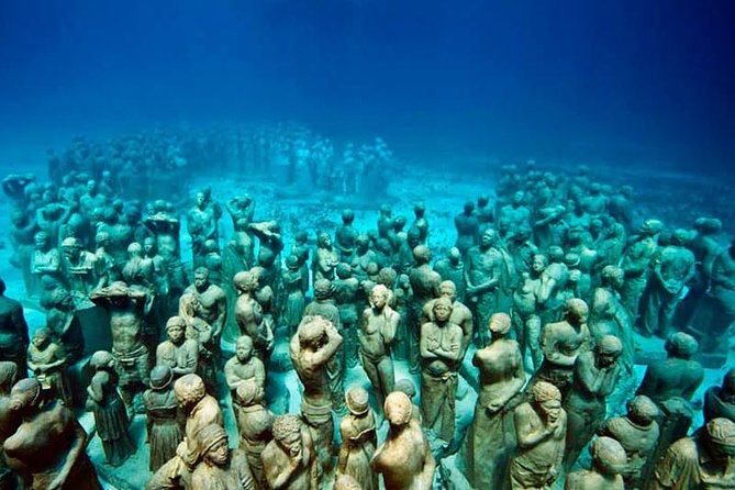 Diving + Muse - Two underwater worlds in one Cancun outing