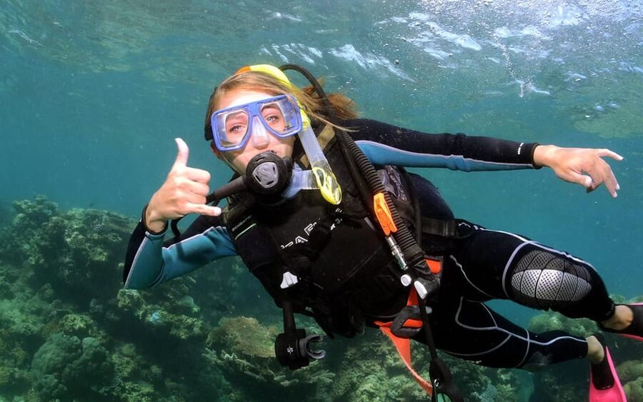 Diving Tour from Alanya & Side with Lunch - 2 Dives Included - The second session at 12 meters