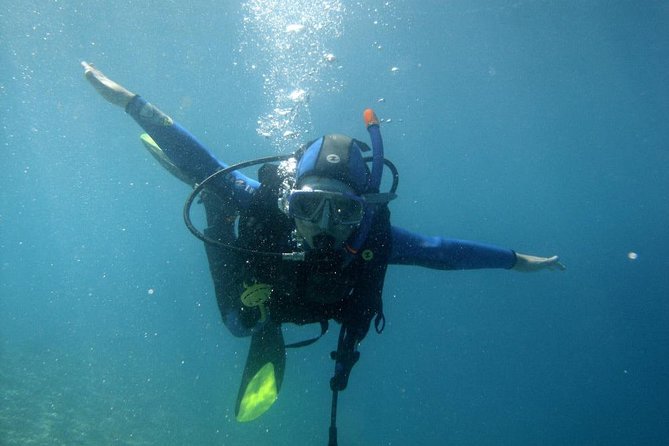 DSD - First time diving course - Getting fitted with complete SCUBA equipment