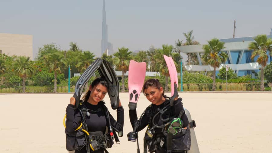 Dubai: VIP Private Scuba Dive with Free Hotel Transfer - Shallow-water training makes the first attempt less daunting