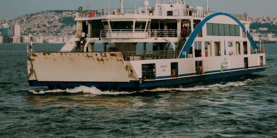 Exhilarating Shark Cage Diving Experience in Cape Town - Hermanus adds a scenic pause