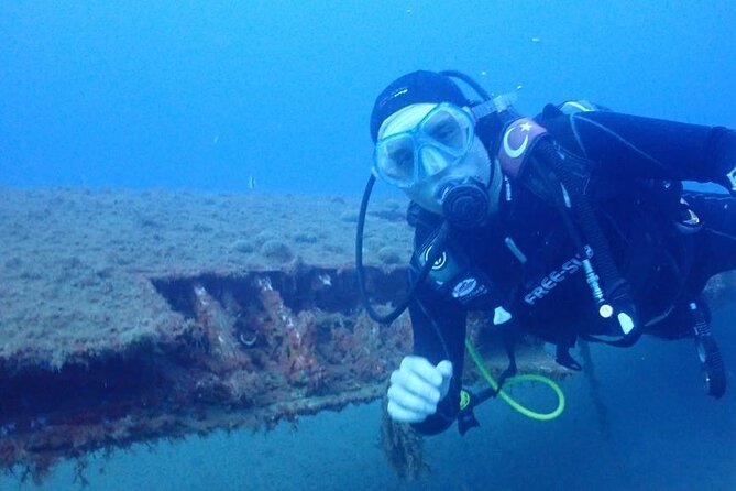 Explore World's Largest Plane Wreck by Scuba Diving in Kusadasi - What the crew does well
