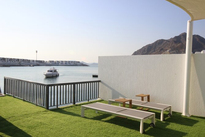 From Abu Dhabi: 2 Dives for Certified Divers in Fujairah - Khorfakkan Amphitheatre And The Coastal Views