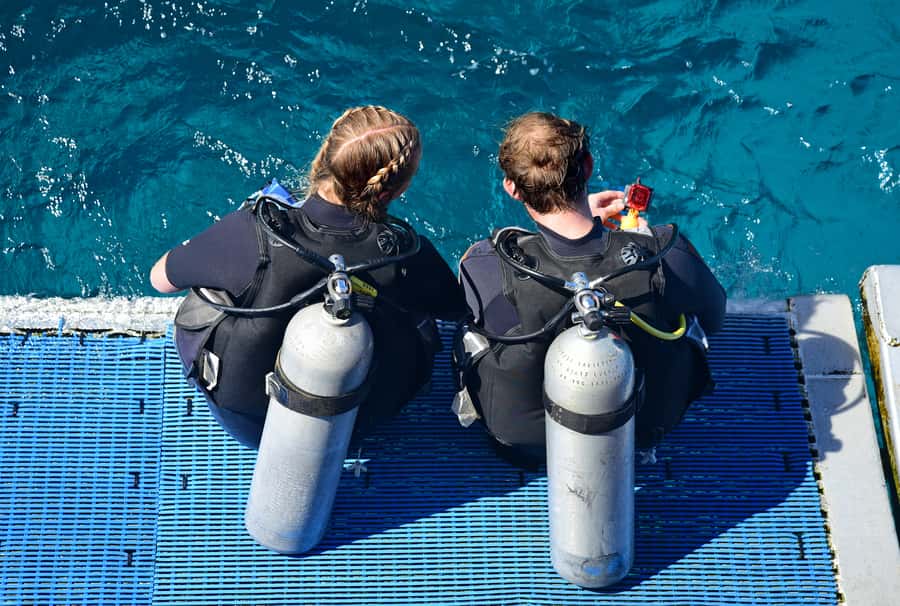 From Pattaya: Snorkeling or Beginner Scuba Diving Tour - Choosing between snorkeling and scuba