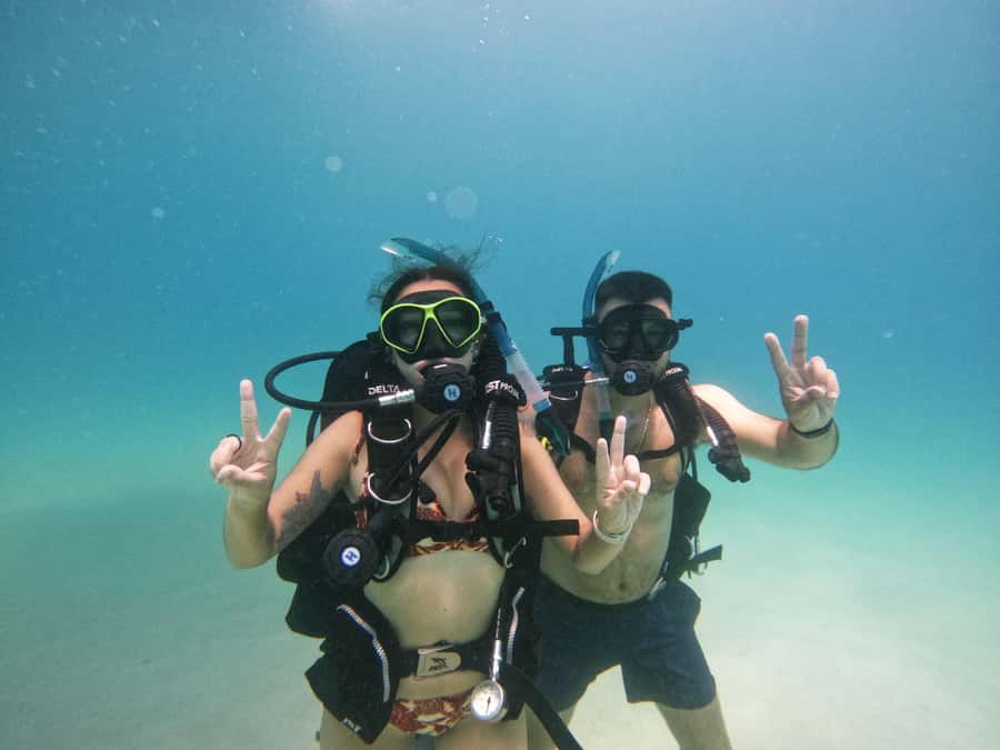 Fujairah: Try Diving Experience with underwater photos - The beginner lesson comes first