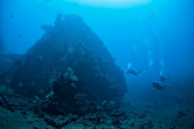 Full-Day Discover Scuba Diving Tour for Beginners in Tulamben - Step One: The Briefing and Shallow-Water Practice