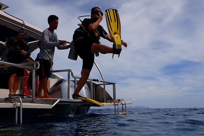Full Day Diving Activity in Thailand with Lunch - Lunch and the break between sessions
