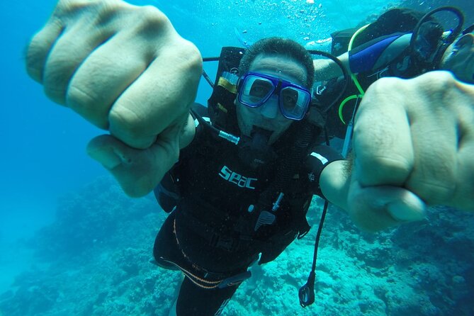 Full-Day Scuba Diving Tour in Hurghada with Lunch & Pick-Up - Early pickup and the boat ride out